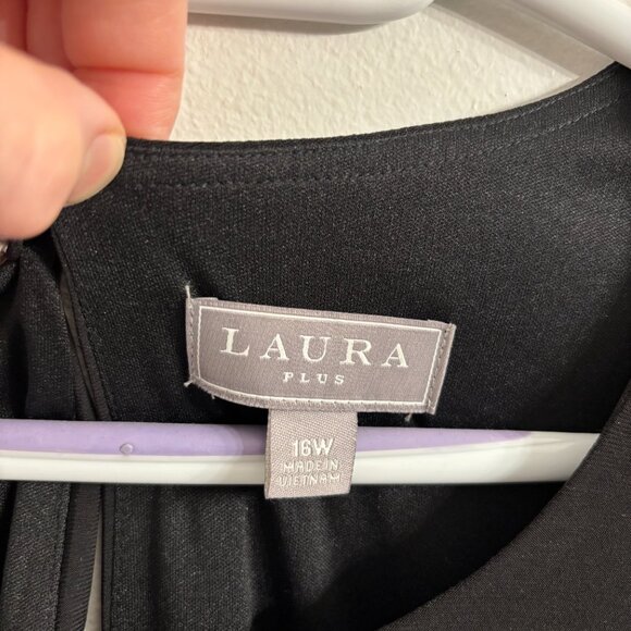 Laura Black Sleeveless Ruffled Cocktail Dress - Picture 3 of 13